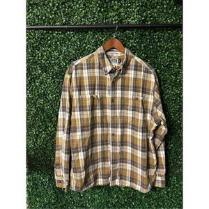 Duluth Trading Full Swingin’ Flannel Button Down Size Large TAN
